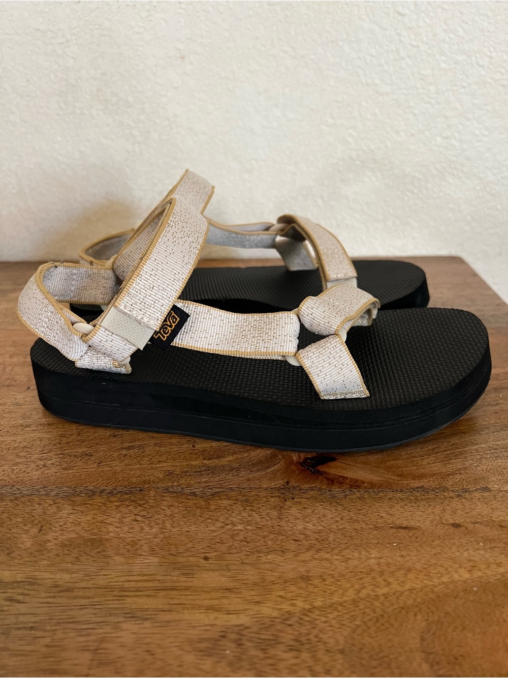 TEVA BIRCH CONSTELLATION MIDFORM UNIVERSAL STRAPPY SANDALS, US 7